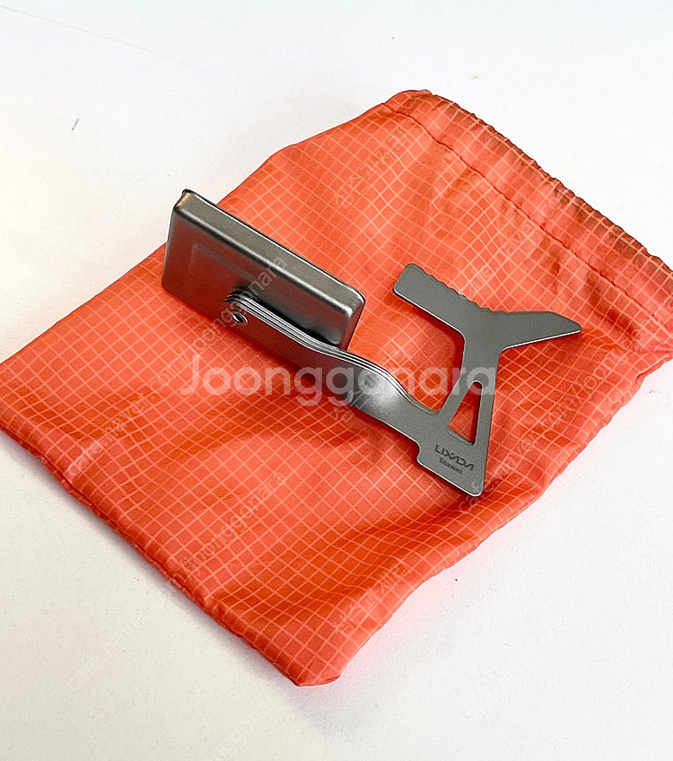 새것) 15g 초경량 티타늄 고체 연료 스토브 팝니다.--1