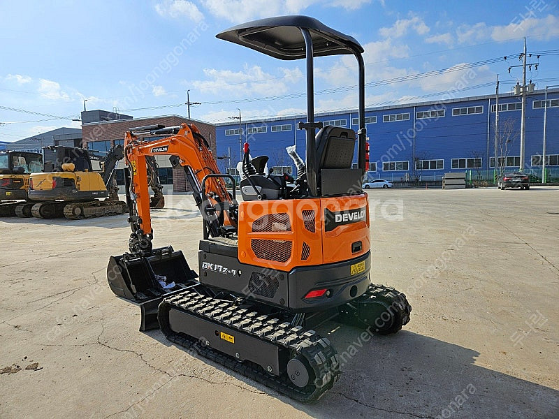 두산 DX17Z 7 2024년식 신차 가동4시간 버켓3...--4