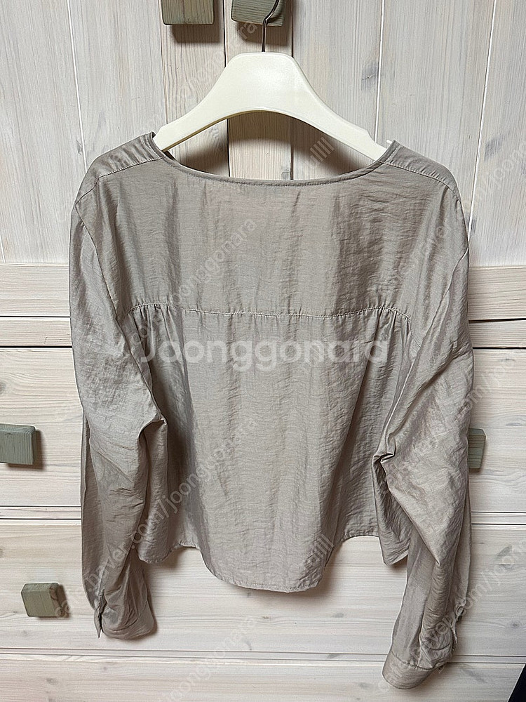 타낫 블라우스 Henly neck button blou...--3