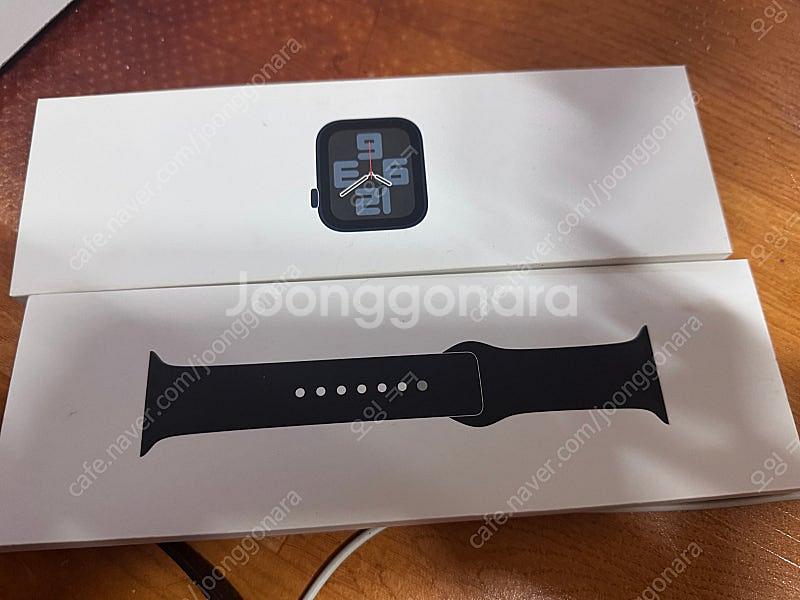애플워치 SE 2세대 40mm 미드나잇 + 충전 거치대...--2