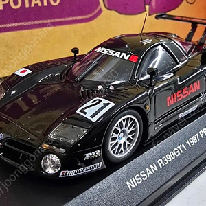 1:43 다이캐스트 NISSAN R390