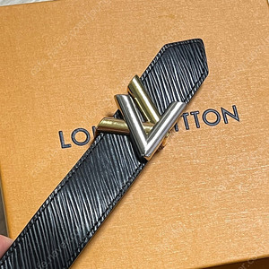 명품 루이비통 벨트 LV 트위스트 30mm M9360U LV Twist 30MM