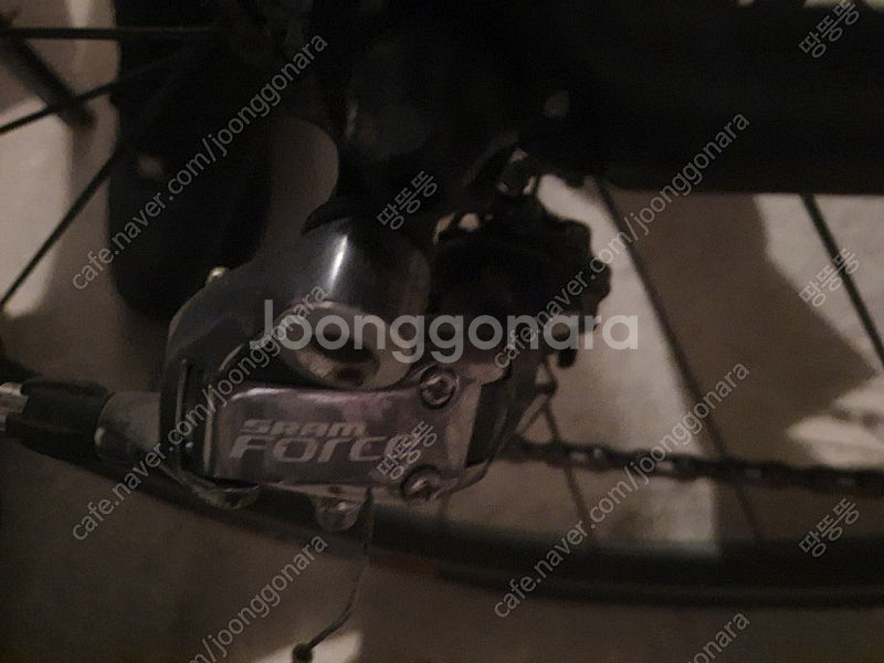 피나렐로 FP 콰트로 로드 자전거--7