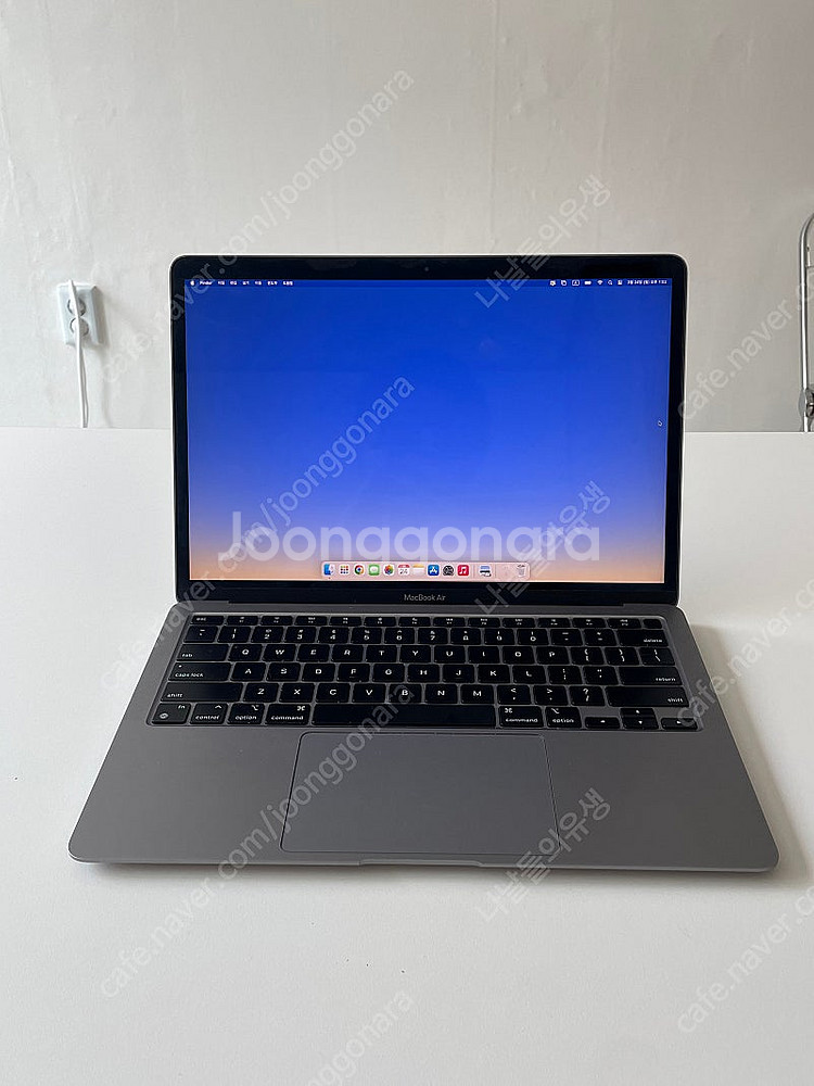 맥북 에어 M1 13인치 8gb/256gb--0