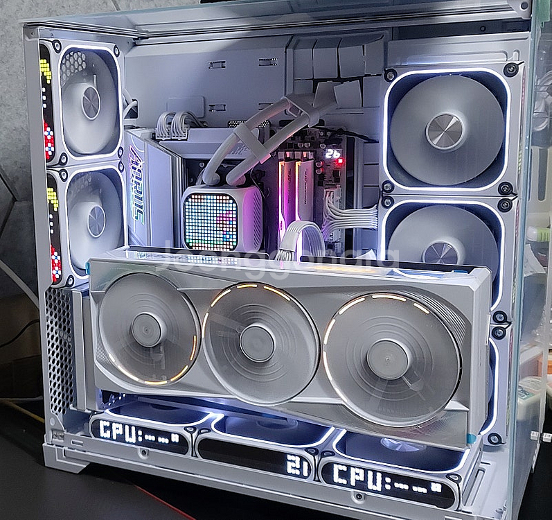 9800X3D 반본체 컴퓨터--0