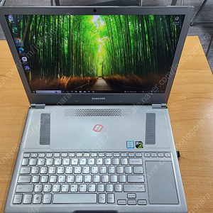 삼성 오디세이Z NT850XAX-GD7A i7 8세대 노트북 팝니다.