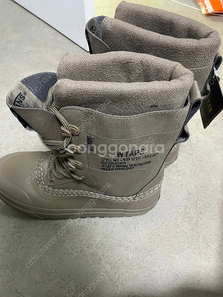 더블탭스x반스 스노우부츠 MTE 265새상품--2