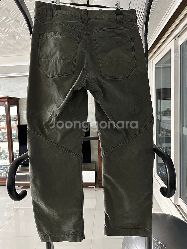 아크테릭스 크로닌 팬츠 문쉐도우 32x30 팝니다.--1