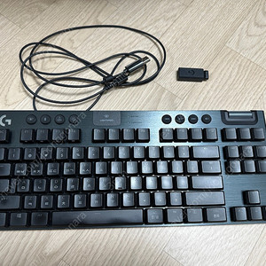 로지텍 G913 TKL 무선 기계식키보드 청축