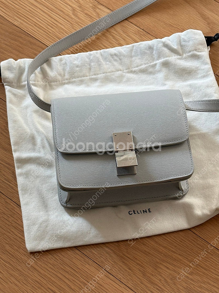 셀린느 클래식박스 스몰 라이트그레이 카프스킨--0