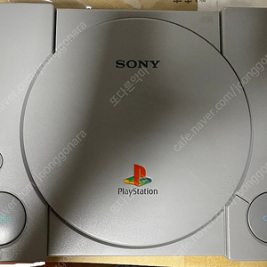 플스1 PS1 7000 + 게임 CD 4개 일괄 팝니다.