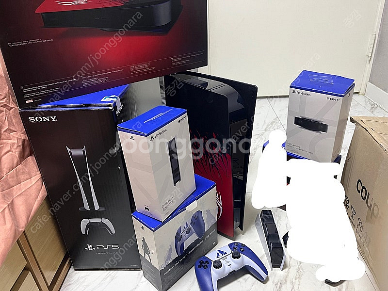 PS5 디지털 + 듀얼센스1,충전기,카메라 판매해요--0