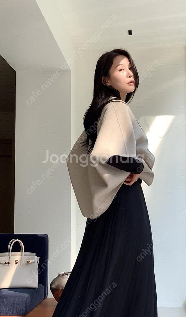 보웬 24년 구매한 라운디드 핸드메이드자켓--2