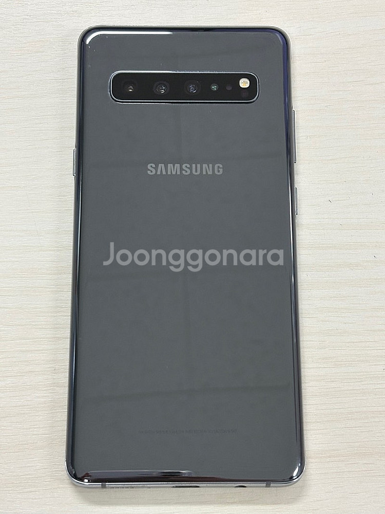 갤럭시 S10 5G 블랙색상 256용량 외관새상품컨디션...--0