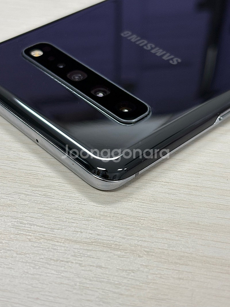 갤럭시 S10 5G 블랙색상 256용량 외관새상품컨디션...--6