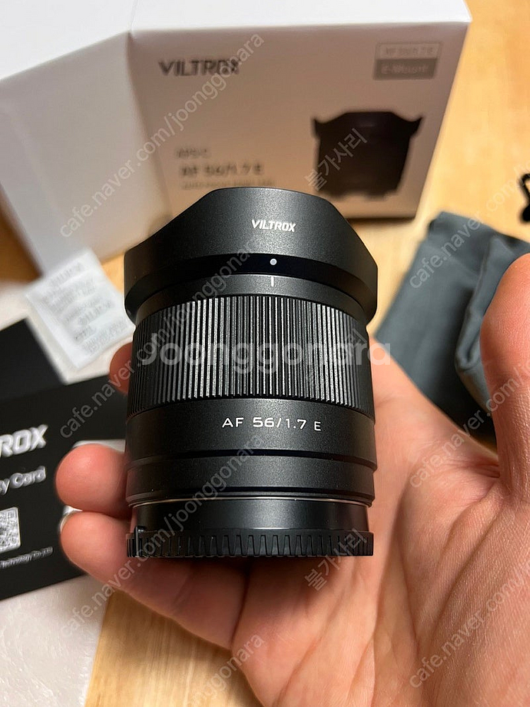 소니E마운트 빌트록스 56mm 1.7--3