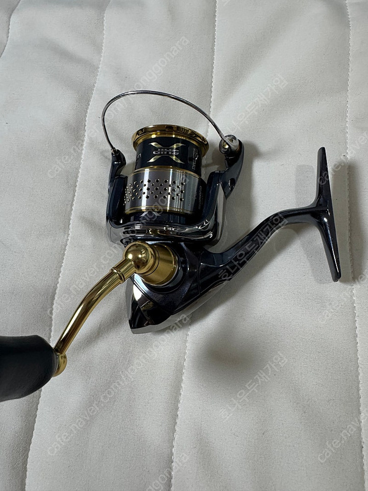 시마노10스텔라 C2500HGS--1