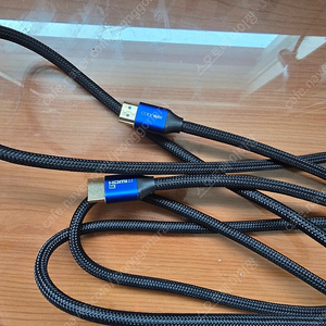 hdmi 2.1 2m 팝니다