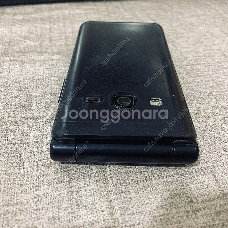 갤럭시 폴더2 블랙 32G 무잔상 4만5천원 판매합니다...--1
