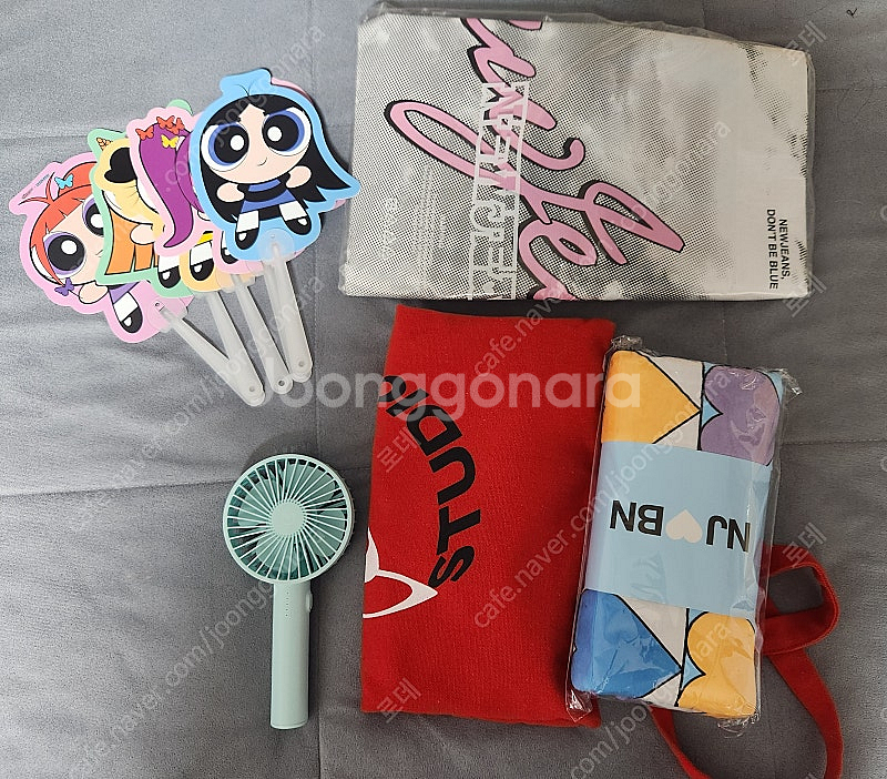 뉴진스 각종 굿즈 팝니다--0