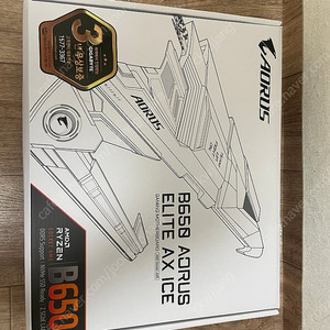 기가바이트 AORUS B650 ELITE AX ICE 메인보드 팝니다