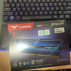 팀그룹 T-FORCE XTREEM ARGB 32GB CL18 급처