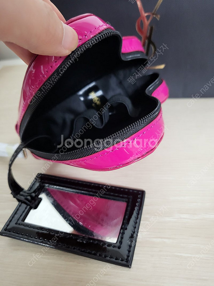 정품) 새상품 입생로랑 핑크 하트 파우치 (코스메틱)--2