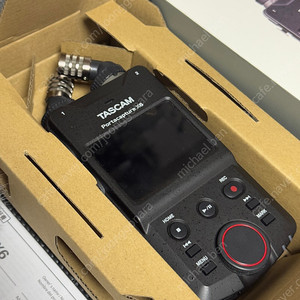 TASCAM X6 레코더 팝니다