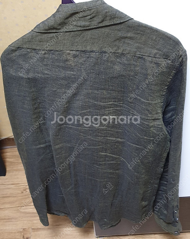 질스튜어트 뉴욕 여름용 셔츠 판매합니다.--3