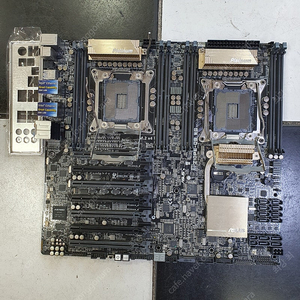 ASUS Z10PE-D8 WS 메인보드 부품용 켜지긴 함