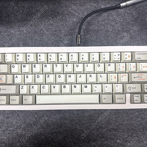 qk65 v1 화이트 블루 커스텀 키보드