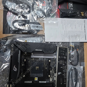 amd 5700g asus b550-i 스트릭스 itx 보드 삼성 8x2 16g 램 세트