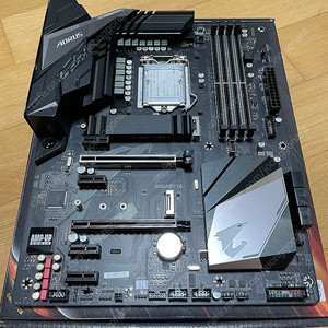 기가바이트 Z390 AORUS ELITE 팝니다.