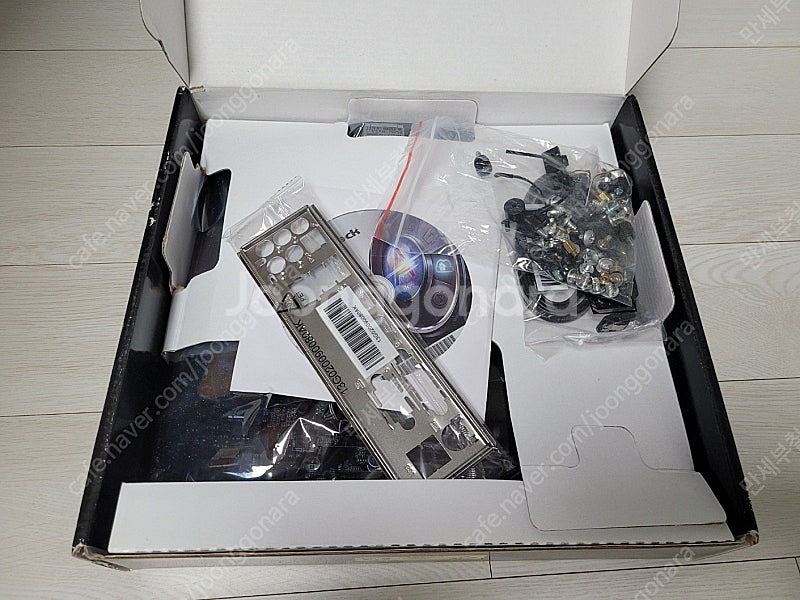 컴퓨터 메인보드 ASROCK B85M PRO4--1