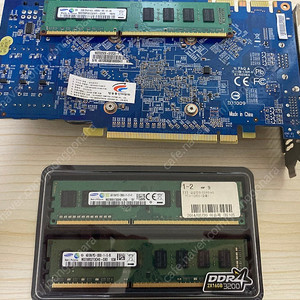 구형 그래픽카드 Gts250과 삼성 ddr3 4기가 12800 두장 택포