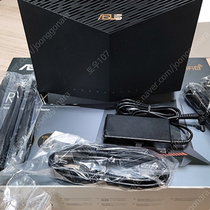 ASUS RT-AX86U 공유기 팝니다.