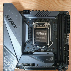 메인보드 z390i itx rog strix