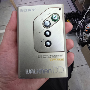 sony wm-dd10 워크맨 판매합니다