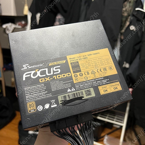 시소닉 포커스 1000w 골드 풀모듈러 단품 팝니다. (ATX 3.1 아님)