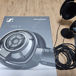 젠하이저 hd800s 유선 헤드폰 + xlr 케이블 판매합니다