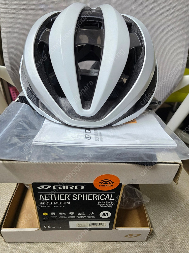 지로 에더 스페리컬 밉스 m 흰/실버--1