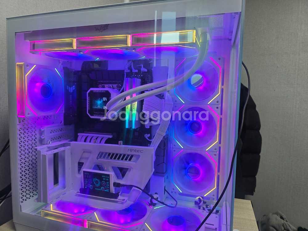 9800X3D 수냉쿨러 반본체 판매합니다--3