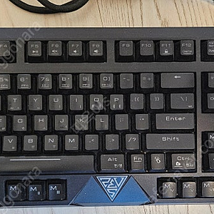 겜디아스 헤르메스 키보드 팝니다.