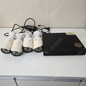 400만화소 cctv 팝니다.녹화기 하드 포함