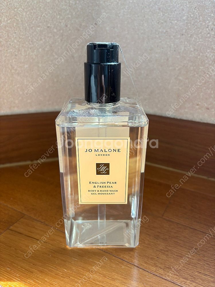 조말론 바디워시 500ml 잉글리쉬 페어 앤 프리지아--0