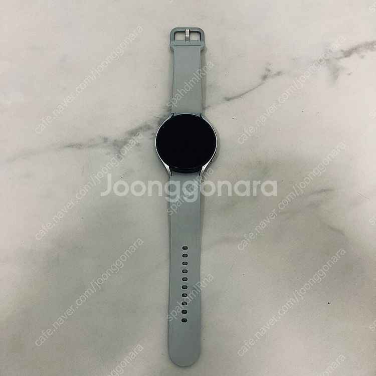 갤럭시 워치4 실버 44mm 케이블포함 매우깨끗 5만원...--0