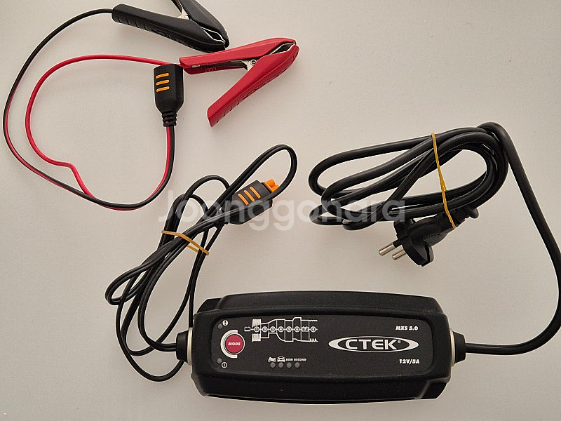 씨텍 (CTEK MXS 5.0) 배터리 충전기 팝니다.--0