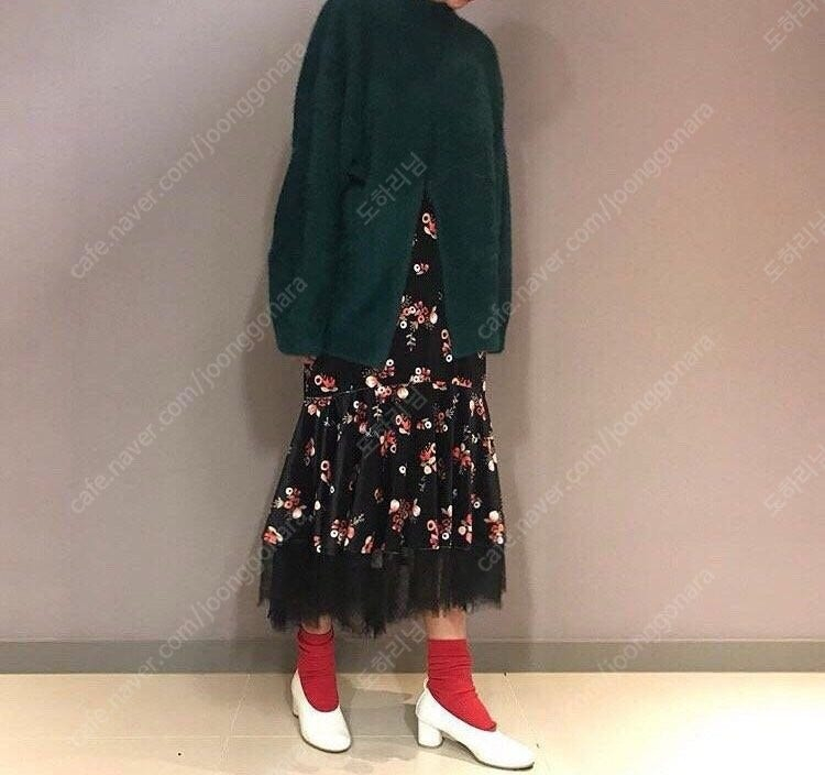 [미사용]벨벳 플레어 레이스 원피스 블랙 이미지