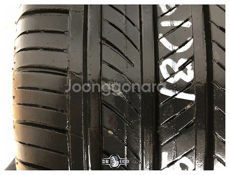 중고타이어 한국타이어 벤투스 S2ASX 215/55R1...--6