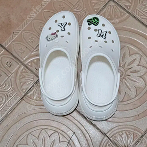 크록스 화이트 신발 바야